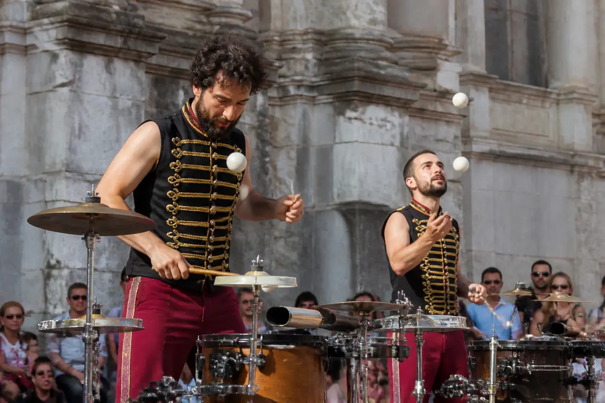 Tournée de Drum Brothers : Spectacles à ne pas manquer !